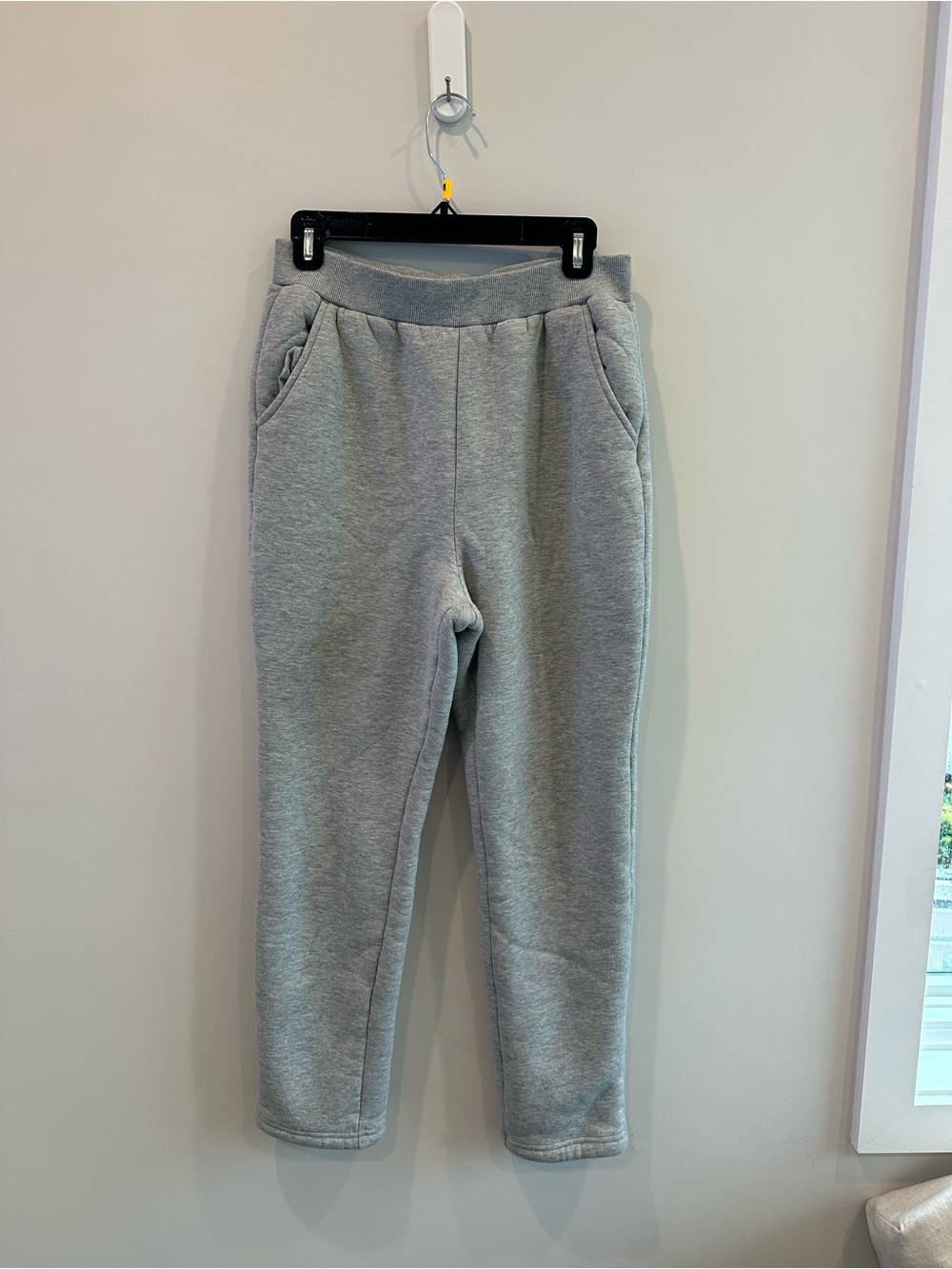 Uniqlo Light Gray Women's Fleece Jogger Pants